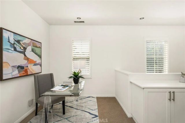 61 Cactus Flower, Irvine, CA 92620