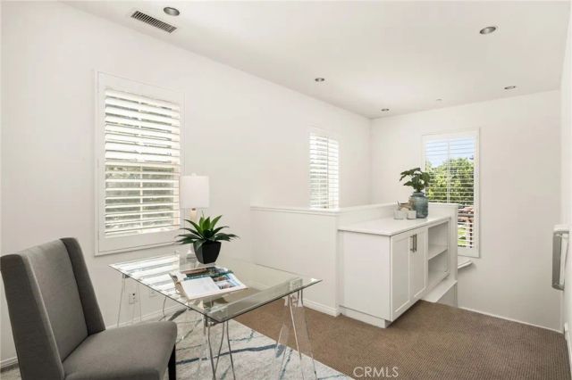 61 Cactus Flower, Irvine, CA 92620