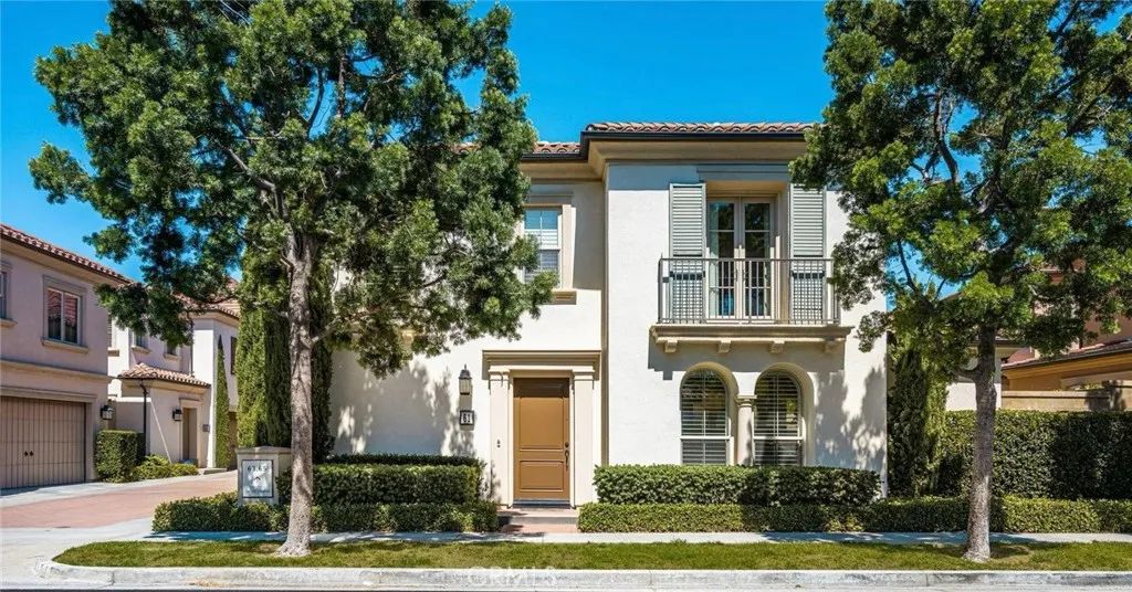 61 Cactus Flower, Irvine, CA 92620