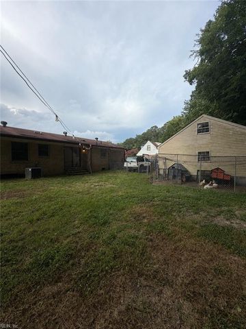 1314 Lawson Cir, Suffolk, VA 23434