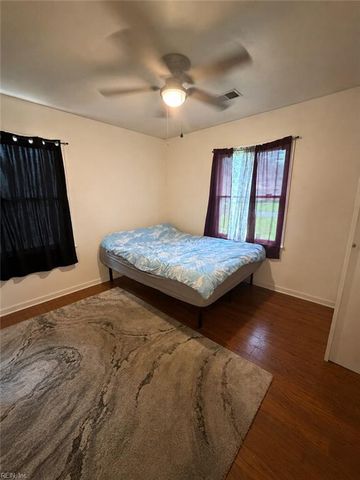 1314 Lawson Cir, Suffolk, VA 23434