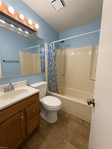 1314 Lawson Cir, Suffolk, VA 23434