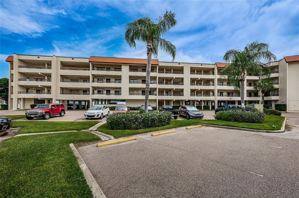 103 1ST STREET E 208, St Petersburg, FL 33715
