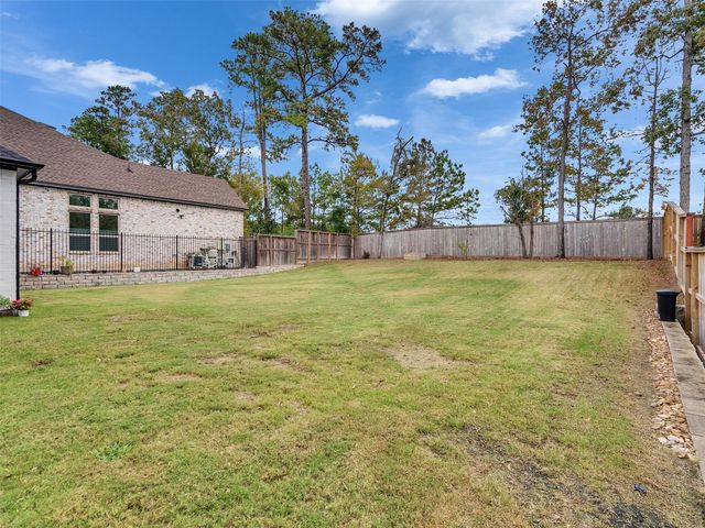 1715 Divino Pass, Conroe, TX 77304