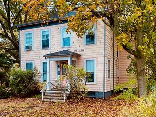 36 Mystic St, Medford, MA 02155