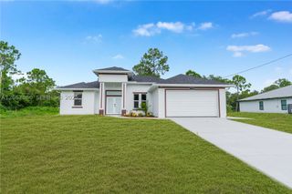 1113 Henry Ave, Lehigh Acres, FL 3972