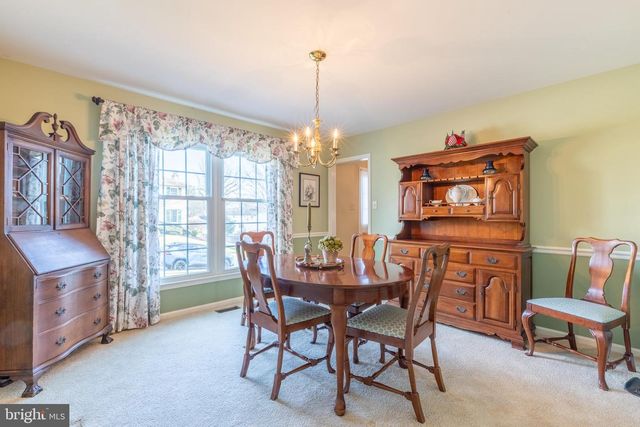 108 LENA DR, Newark, DE 19711