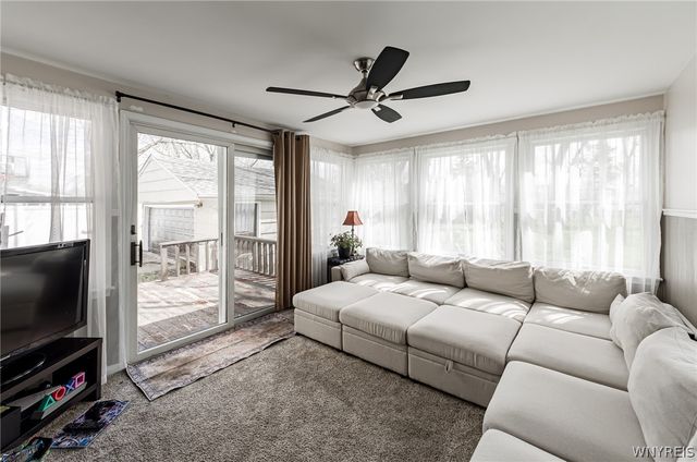 1900 Bruce Lane, Grand Island, NY 14072