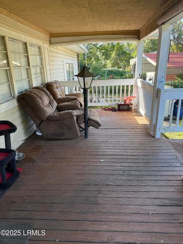 1973 Colonial Avenue, Beaufort, SC 29906