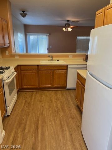 2550 Velez Valley Way, Henderson, NV 89002