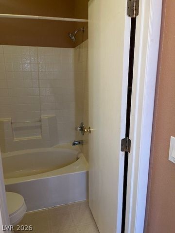 2550 Velez Valley Way, Henderson, NV 89002