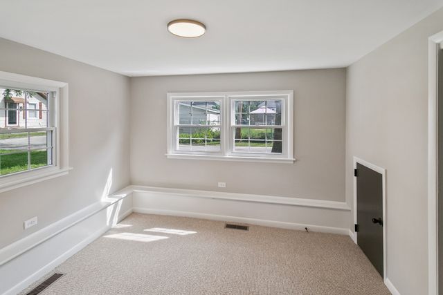 428 E 156th Place, South Holland, IL 60473