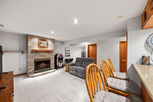 305 Elkwood Court, Valparaiso, IN 46383