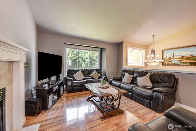 13004 25th Avenue SE, Everett, WA 98208