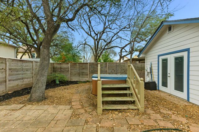 723 Shade Tree DR, Austin, TX 78748