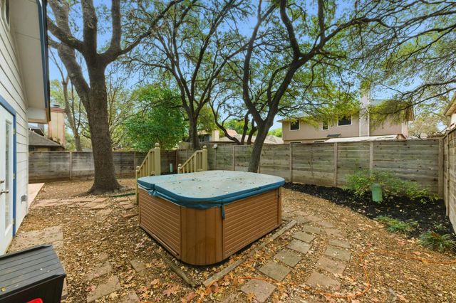 723 Shade Tree DR, Austin, TX 78748