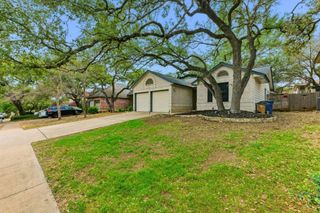 723 Shade Tree DR, Austin, TX 78748