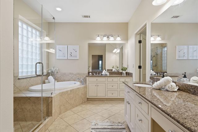 11211 Greenwillow Street, Houston, TX 77035