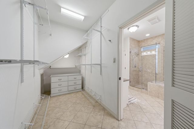 11211 Greenwillow Street, Houston, TX 77035