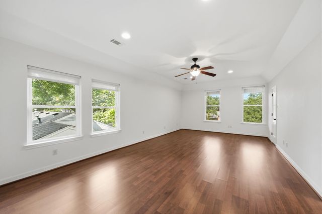 11211 Greenwillow Street, Houston, TX 77035