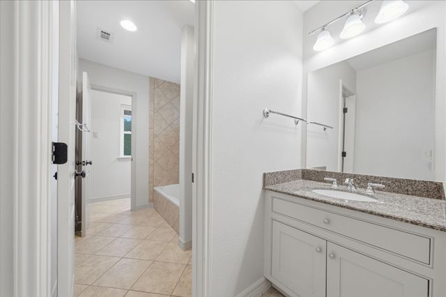 11211 Greenwillow Street, Houston, TX 77035