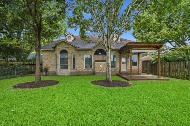 11211 Greenwillow Street, Houston, TX 77035
