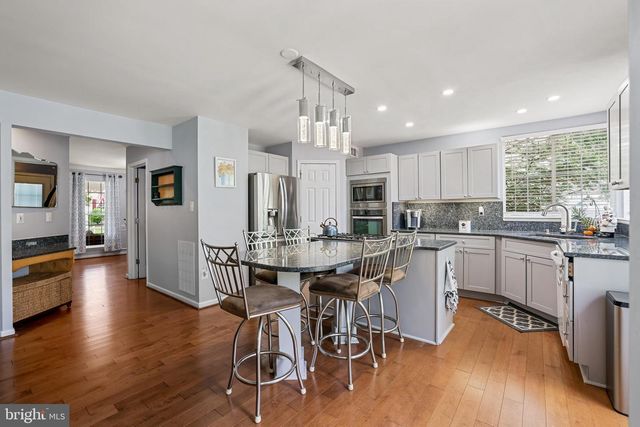 42900 KIRKLAND ST, Ashburn, VA 20147