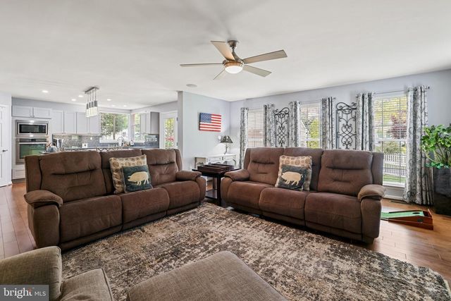 42900 KIRKLAND ST, Ashburn, VA 20147