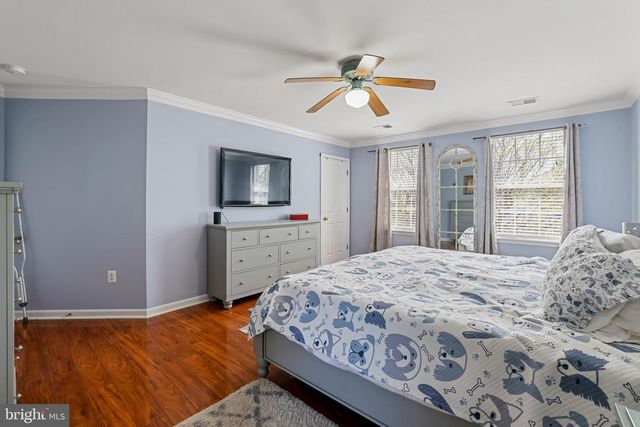 42900 KIRKLAND ST, Ashburn, VA 20147