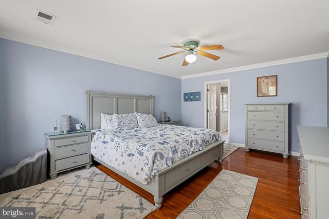 42900 KIRKLAND ST, Ashburn, VA 20147