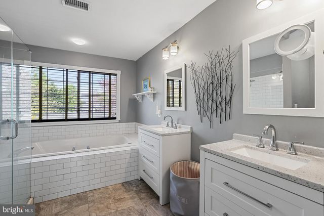 42900 KIRKLAND ST, Ashburn, VA 20147