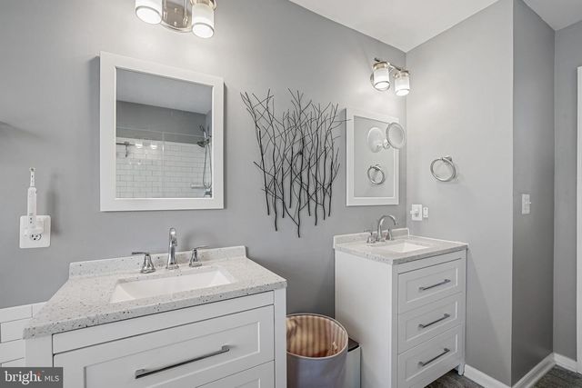 42900 KIRKLAND ST, Ashburn, VA 20147