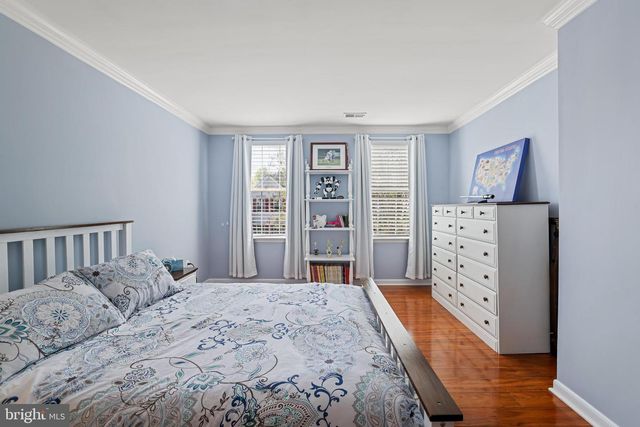 42900 KIRKLAND ST, Ashburn, VA 20147
