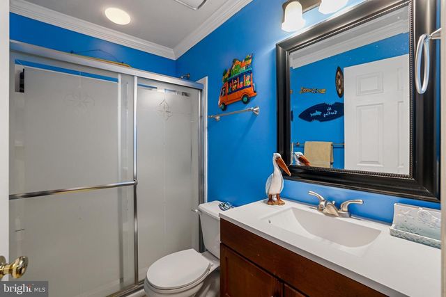 42900 KIRKLAND ST, Ashburn, VA 20147
