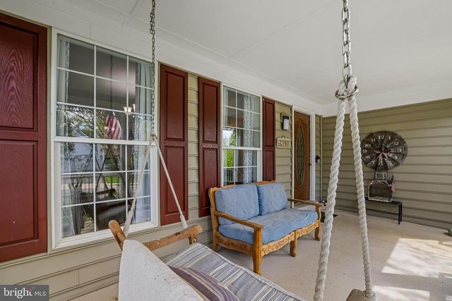 42900 KIRKLAND ST, Ashburn, VA 20147