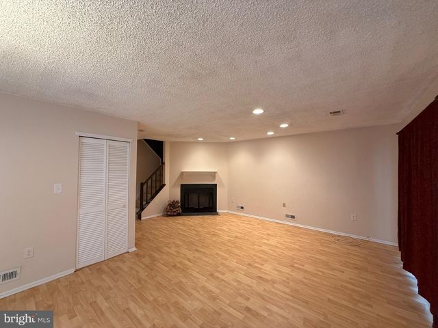 38 DREWES CT, Lawrenceville, NJ 08648