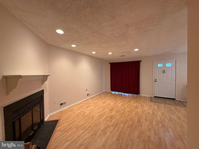38 DREWES CT, Lawrenceville, NJ 08648