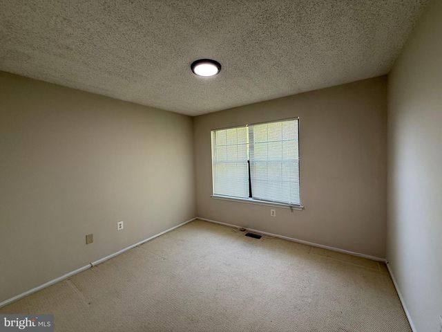 38 DREWES CT, Lawrenceville, NJ 08648