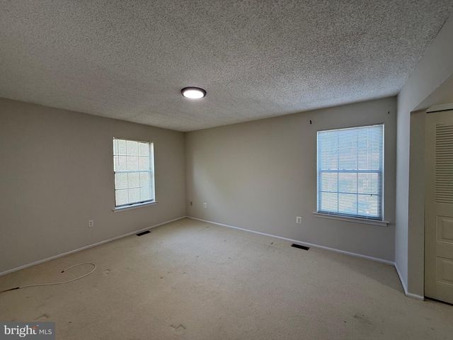 38 DREWES CT, Lawrenceville, NJ 08648
