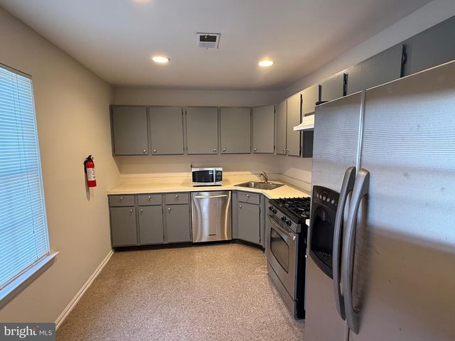 38 DREWES CT, Lawrenceville, NJ 08648