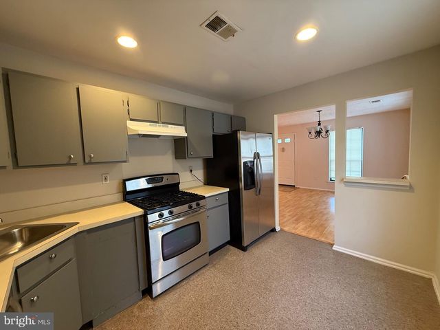 38 DREWES CT, Lawrenceville, NJ 08648