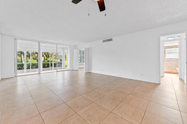 2851 S Palm Aire Drive 101, Pompano Beach, FL 33069