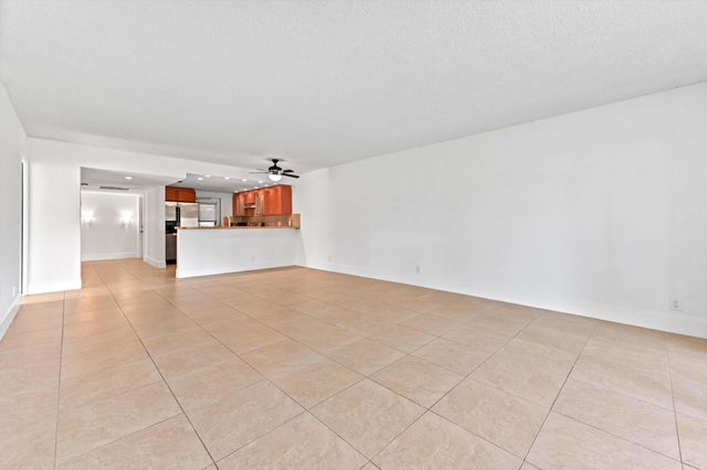 2851 S Palm Aire Drive 101, Pompano Beach, FL 33069