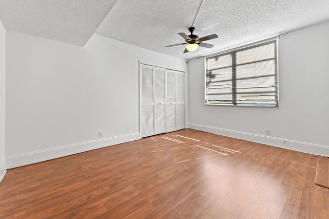 2851 S Palm Aire Drive 101, Pompano Beach, FL 33069