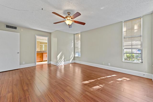 2851 S Palm Aire Drive 101, Pompano Beach, FL 33069