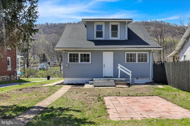 1425 OLD RIVER RD, Birdsboro, PA 19508