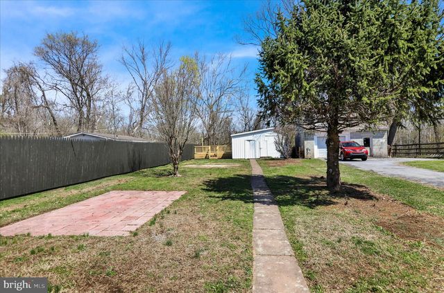1425 OLD RIVER RD, Birdsboro, PA 19508