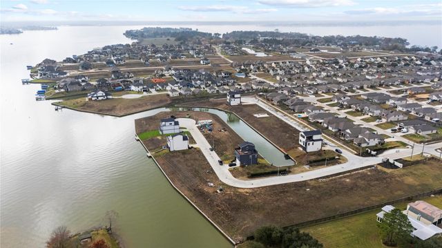 13160 Clear View Drive, Willis, TX 77318