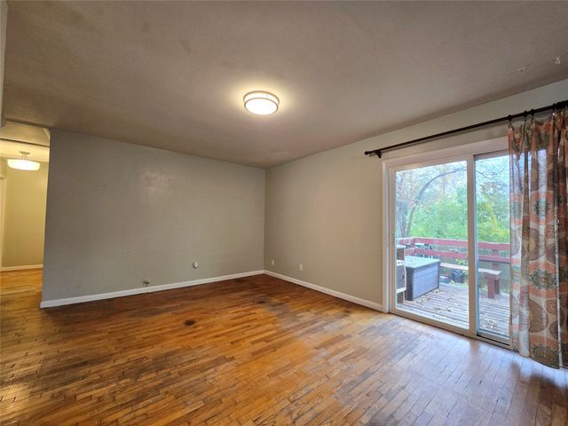 105 E Cate Street, Grand Saline, TX 75140