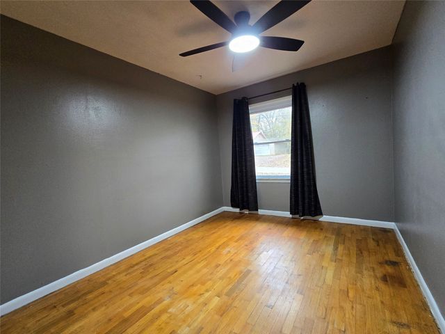 105 E Cate Street, Grand Saline, TX 75140